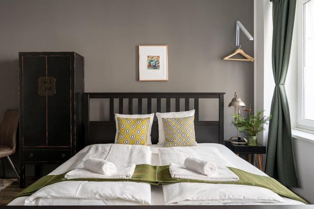Sleek Studio By City Center By Hm Vienna Esterno foto