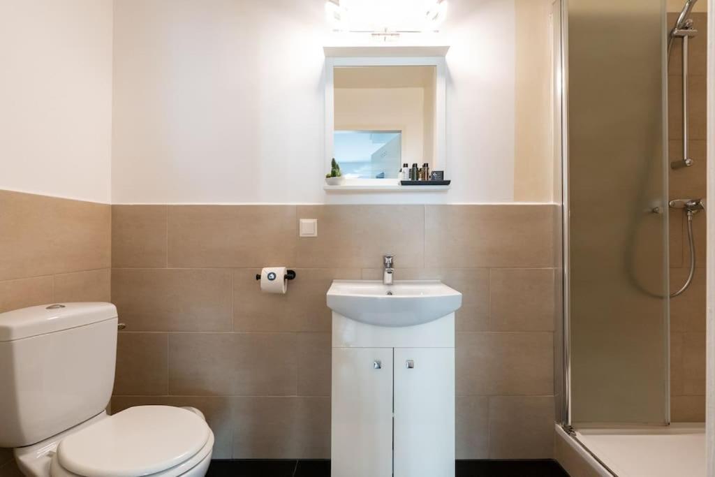 Sleek Studio By City Center By Hm Vienna Esterno foto
